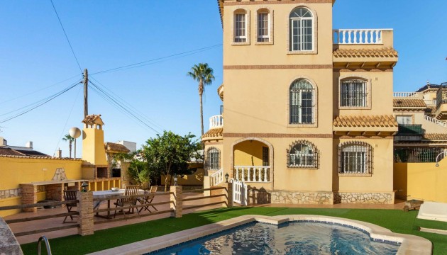 Venta - Villas
 - Orihuela - Las Mimosas