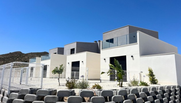 Nueva construcción  - Villas
 - Banos Y Mendigo - Altaona Golf And Country Village