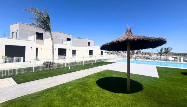 Nueva construcción  - Villas
 - Banos Y Mendigo - Altaona Golf And Country Village