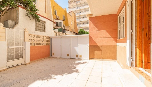 Revente - Appartement - Torrevieja - Nueva Torrevieja