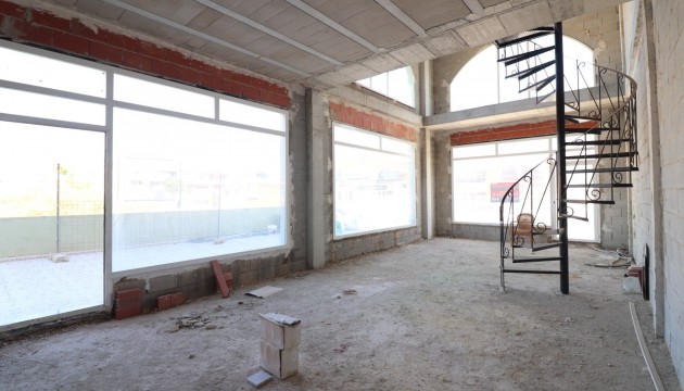 Revente - Commercial - Benimar - Benimar II