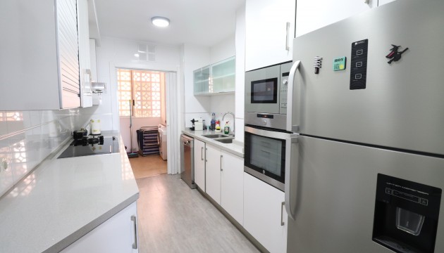 Sale - Apartment - Torrevieja - Playa Del Cura