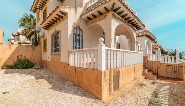 Revente - Villas
 - Orihuela - Los Dolses