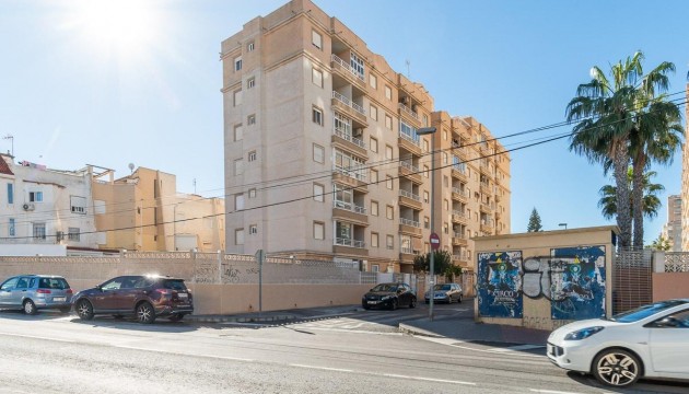 Resale - Wohnung - Torrevieja - Nueva Torrevieja