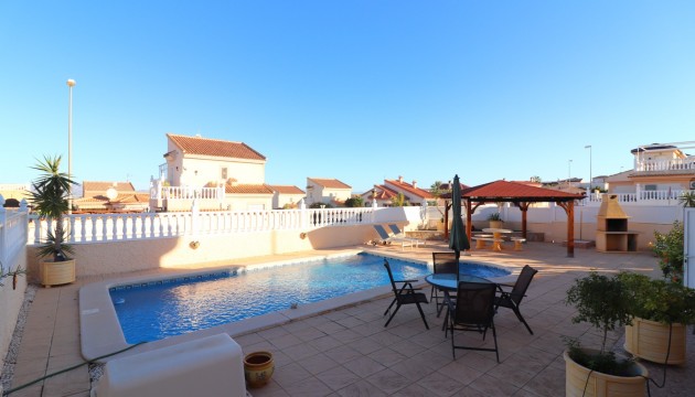 Sale - Detached villa - Benimar - Benimar II