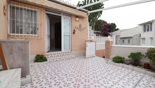 Sale - Bungalow - Guardamar - El Moncayo