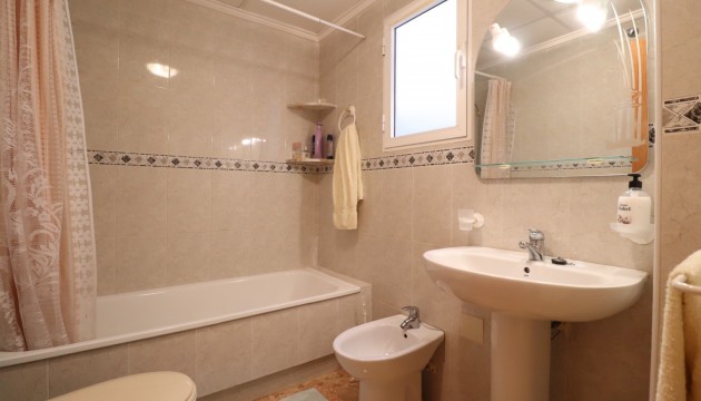 Sale - Apartment - Torrevieja - Torrevieja - Centre