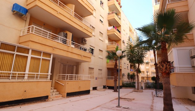 Sale - Apartment - Torrevieja - Torrevieja - Centre