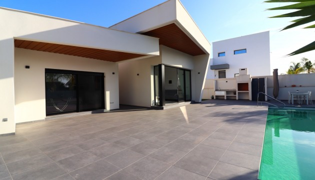 Sale - Detached villa - Formentera del Segura - Fincas de La Vega