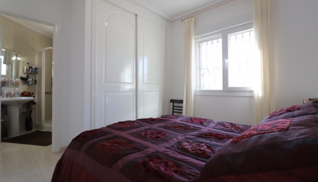 Resale - Villen
 - Benijofar - Monte Azul