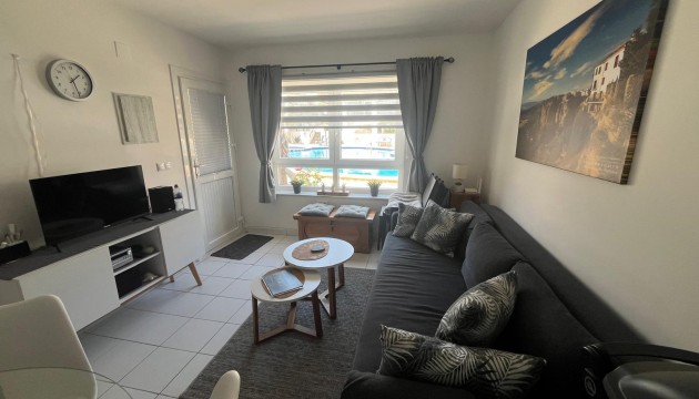 Resale - Villen
 - Cabo Roig