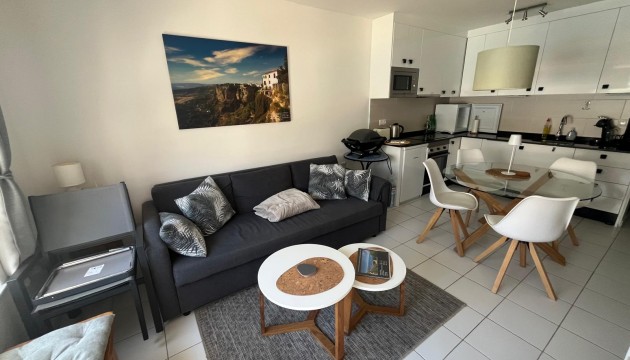 Resale - Villen
 - Cabo Roig