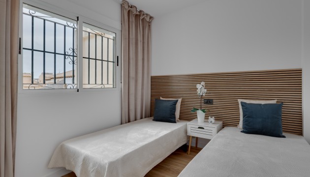 Resale - Townhouse - Los Altos