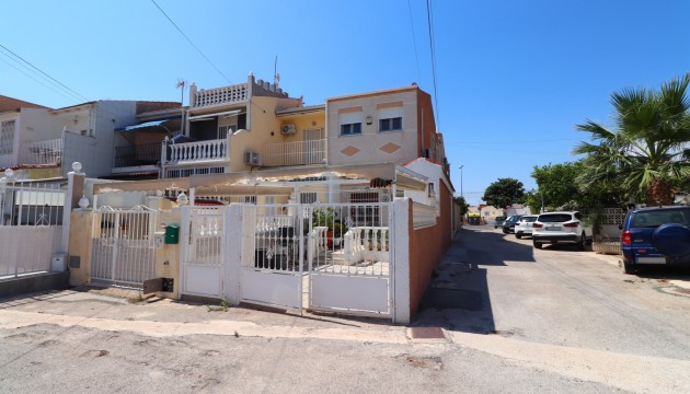 Venta - Bungalow - Torrevieja - Torretas