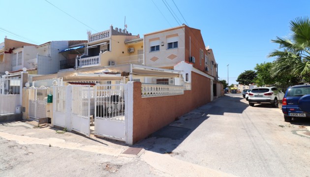 Venta - Bungalow - Torrevieja - Torretas