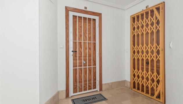 Sale - Apartment - La Zenia