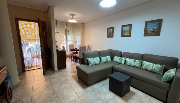 Sale - Villas - Torrevieja - Los altos