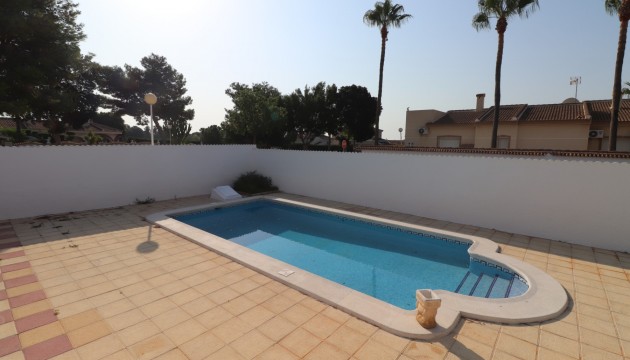 Resale - Villen
 - Ciudad Quesada - Doña Pepa