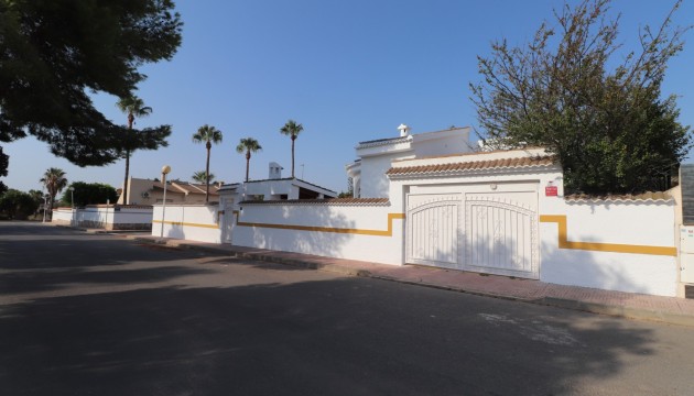 Resale - Villen
 - Ciudad Quesada - Doña Pepa