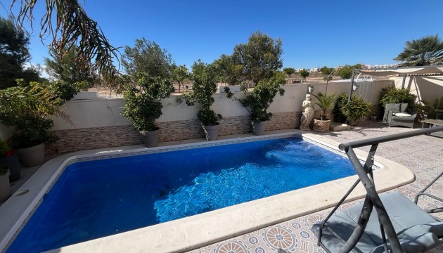 Sale - Villas - Playa Flamenca - Orihuela Costa