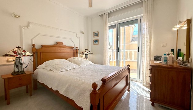 Resale - Villen
 - Villamartin