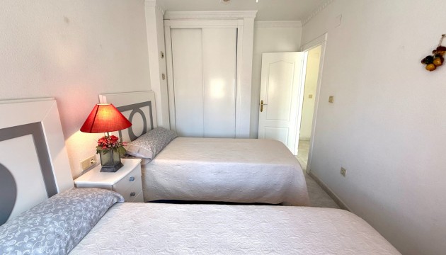 Resale - Villen
 - Villamartin