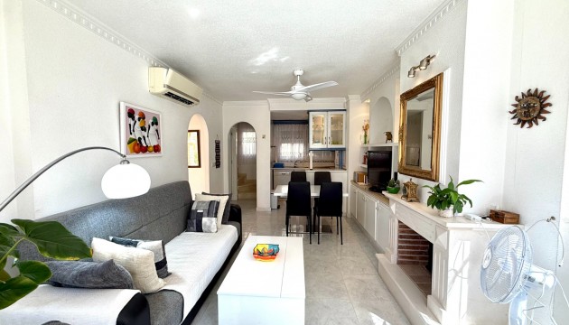 Resale - Villen
 - Villamartin