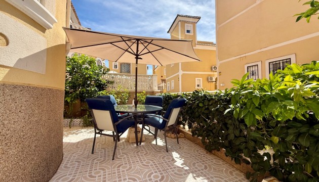 Resale - Villen
 - Villamartin