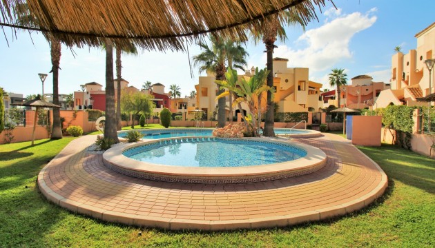 Resale - Wohnung - Punta Prima