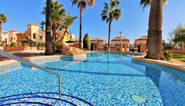 Resale - Wohnung - Punta Prima