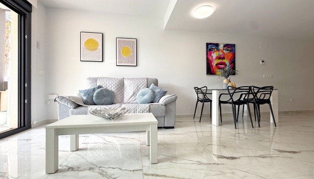 Resale - Wohnung - Los Altos