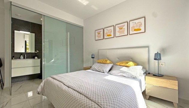 Resale - Wohnung - Los Altos