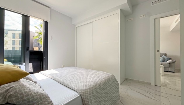 Resale - Wohnung - Los Altos