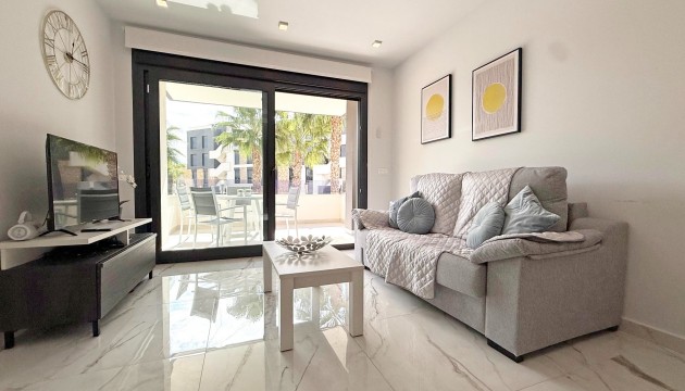 Resale - Wohnung - Los Altos