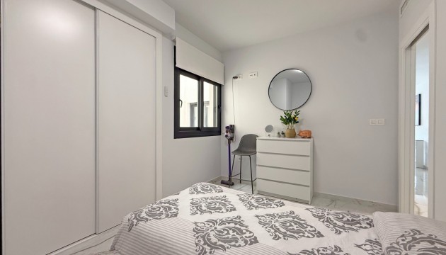 Resale - Wohnung - Los Altos