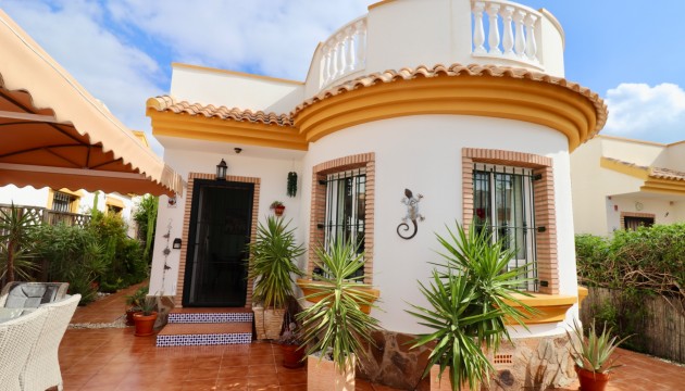 Sale - Villas - Guardamar - El Raso