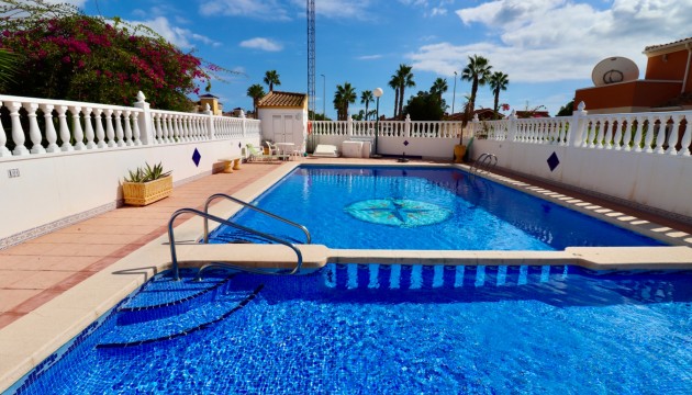 Sale - Villas - Guardamar - El Raso