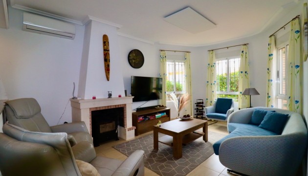 Sale - Villas - Guardamar - El Raso