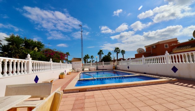 Sale - Villas - Guardamar - El Raso