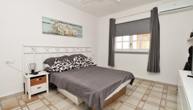 Resale - Wohnung - Villamartin - Villamartín