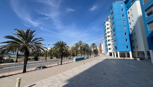 Sale - Apartment - La Manga Del Mar Menor - La Manga