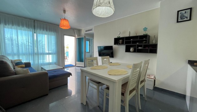 Sale - Apartment - La Manga Del Mar Menor - La Manga