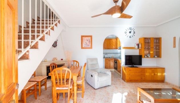 Sale - Chalet - Orihuela - Playa Flamenca