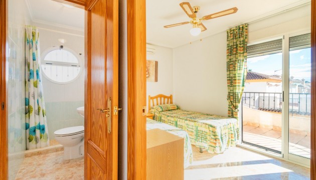 Sale - Chalet - Orihuela - Playa Flamenca