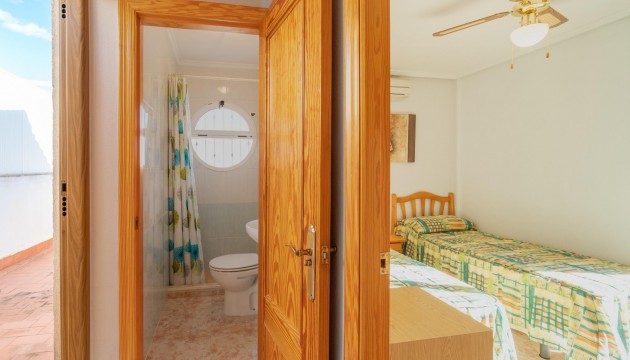 Sale - Chalet - Orihuela - Playa Flamenca