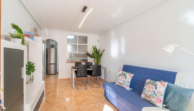 Sale - Villas - Torrevieja - El limonar