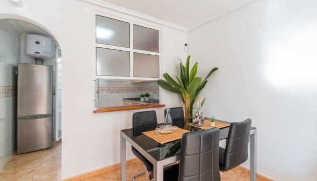 Sale - Villas - Torrevieja - El limonar