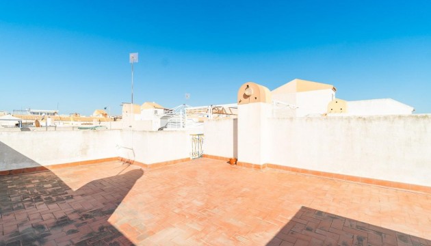 Sale - Villas - Torrevieja - El limonar