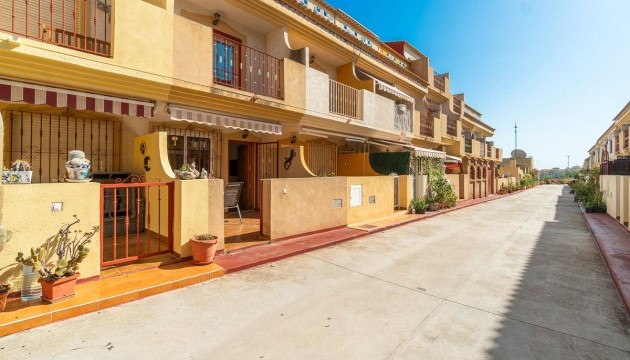 Sale - Villas - Orihuela - Playa Flamenca
