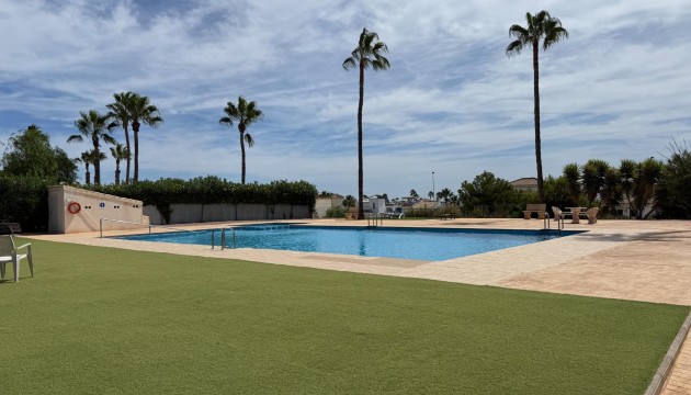 Resale - Villen
 - Villamartin